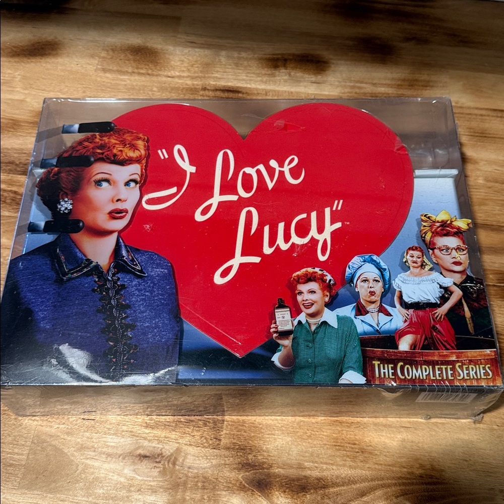 I Love Lucy: The Complete Series DVD Set - Picture 7 of 8